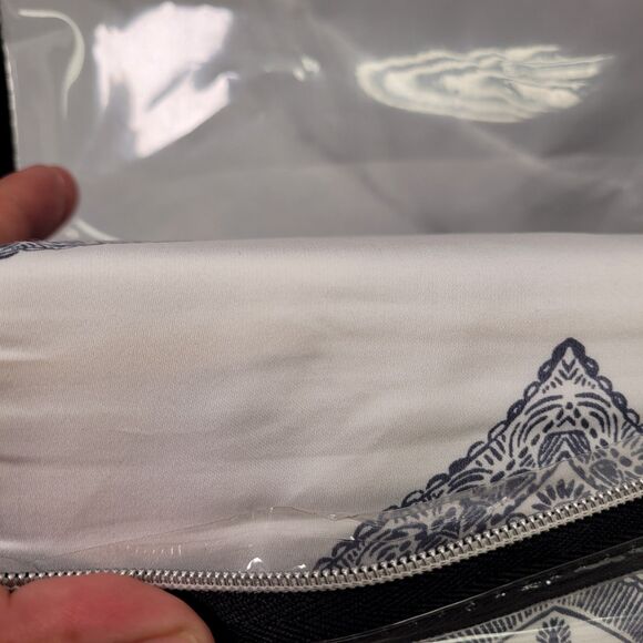 Sateen King 450 Thread Count Cotton Duvet Cover Set Blue Medallion - Picture 6 of 8